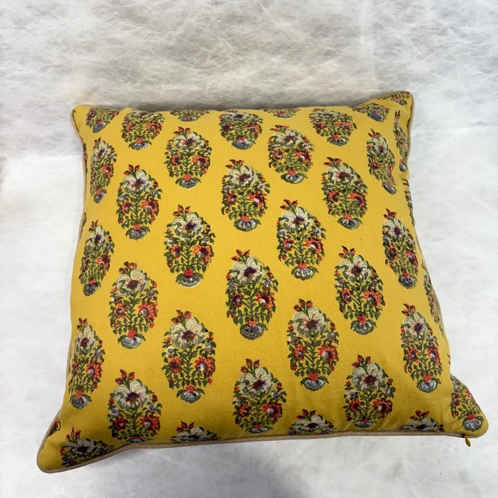 Pottery Barn Yellow Floral Medallion Decorative Throw Pillow Cotton Linen India‎